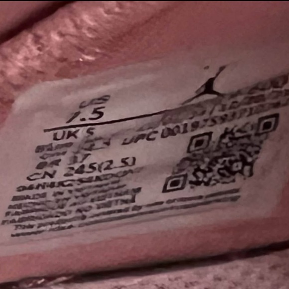 WMNS Nike Jordan’s MVP - Picture 5 of 7